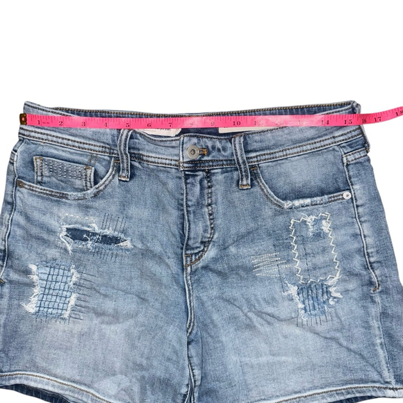 Anthropologie Pilcro Denim Shorts Size 29 stretch distressed trendy - Picture 3 of 8